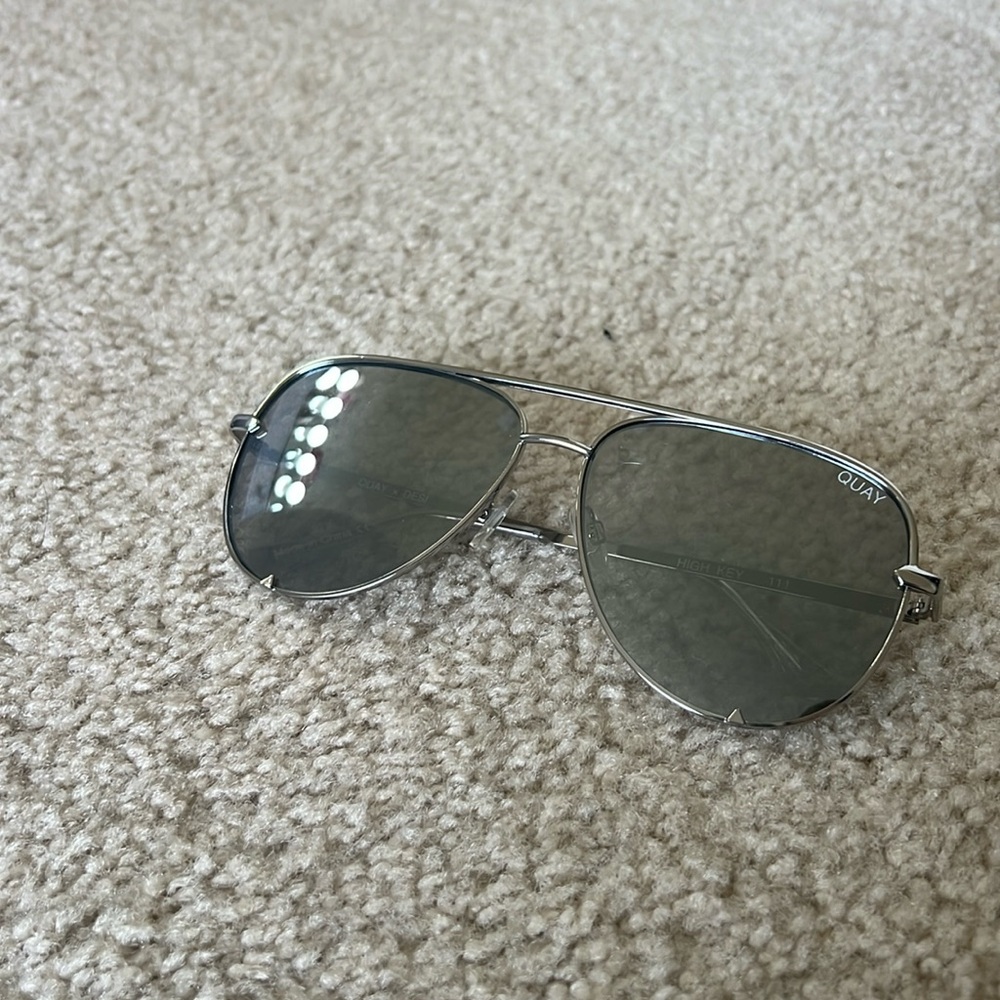 QUAY Sunglasses